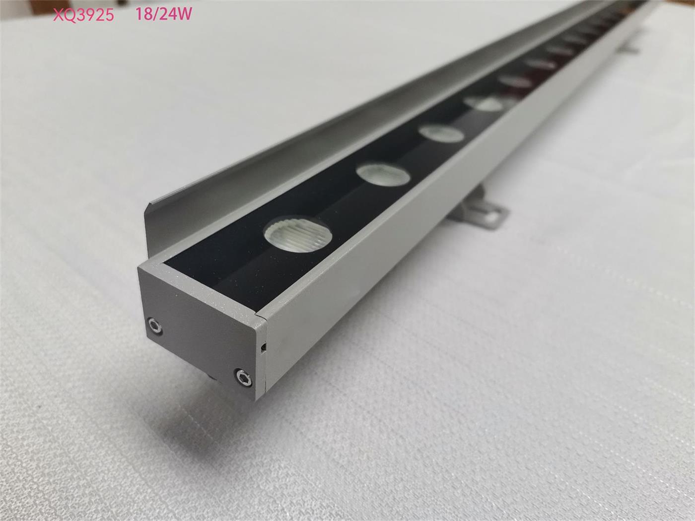 新款高性價(jià)比洗墻燈帶遮光板W39*H25*L1000