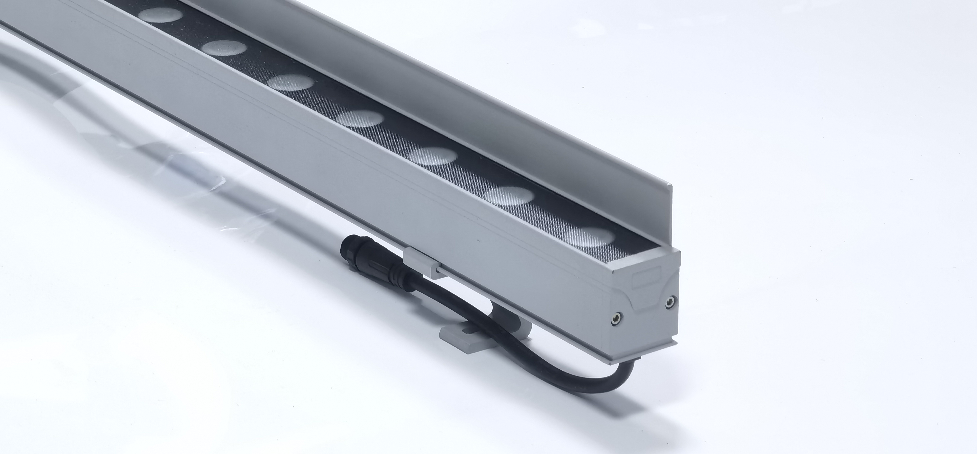 LED洗墻燈(帶擋板) L1000xW35xH40mm