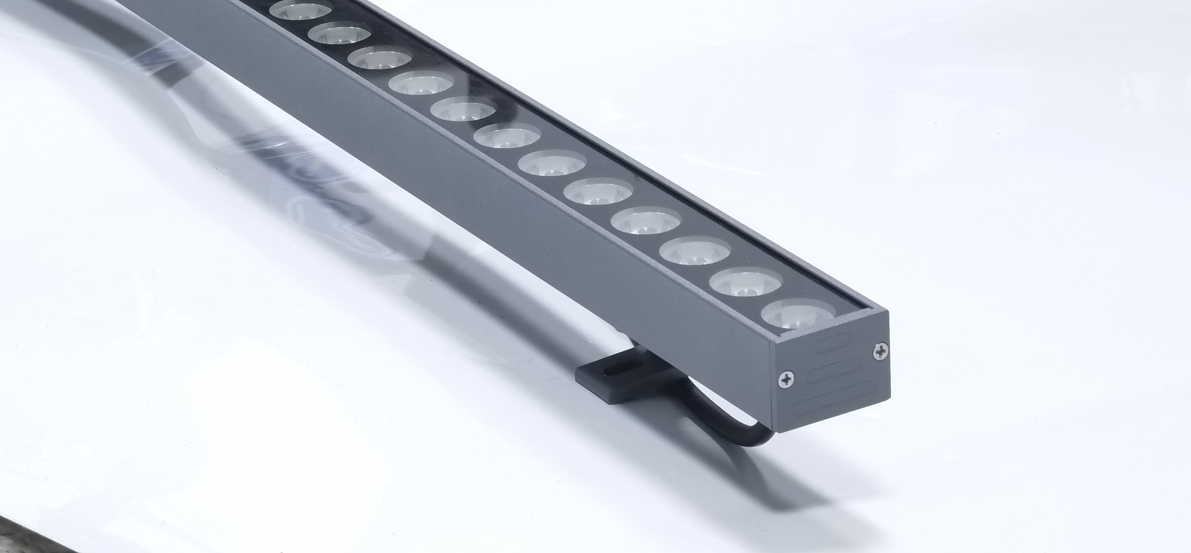 LED洗墻燈 L1000xW38xH28mm